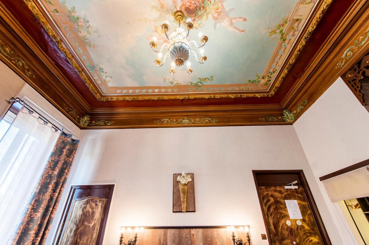 Hotel De Charme Le Provence Salon-de-Provence Ngoại thất bức ảnh