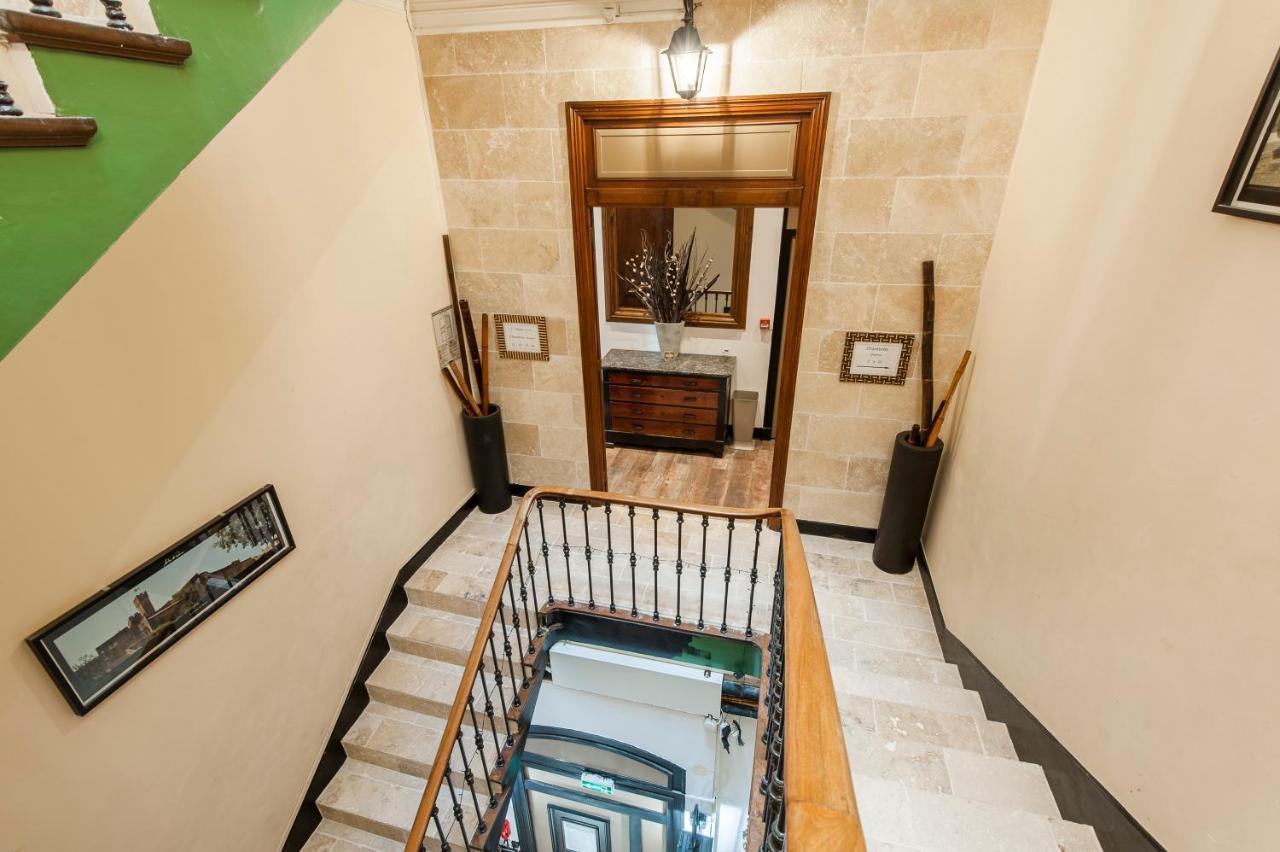 Hotel De Charme Le Provence Salon-de-Provence Ngoại thất bức ảnh