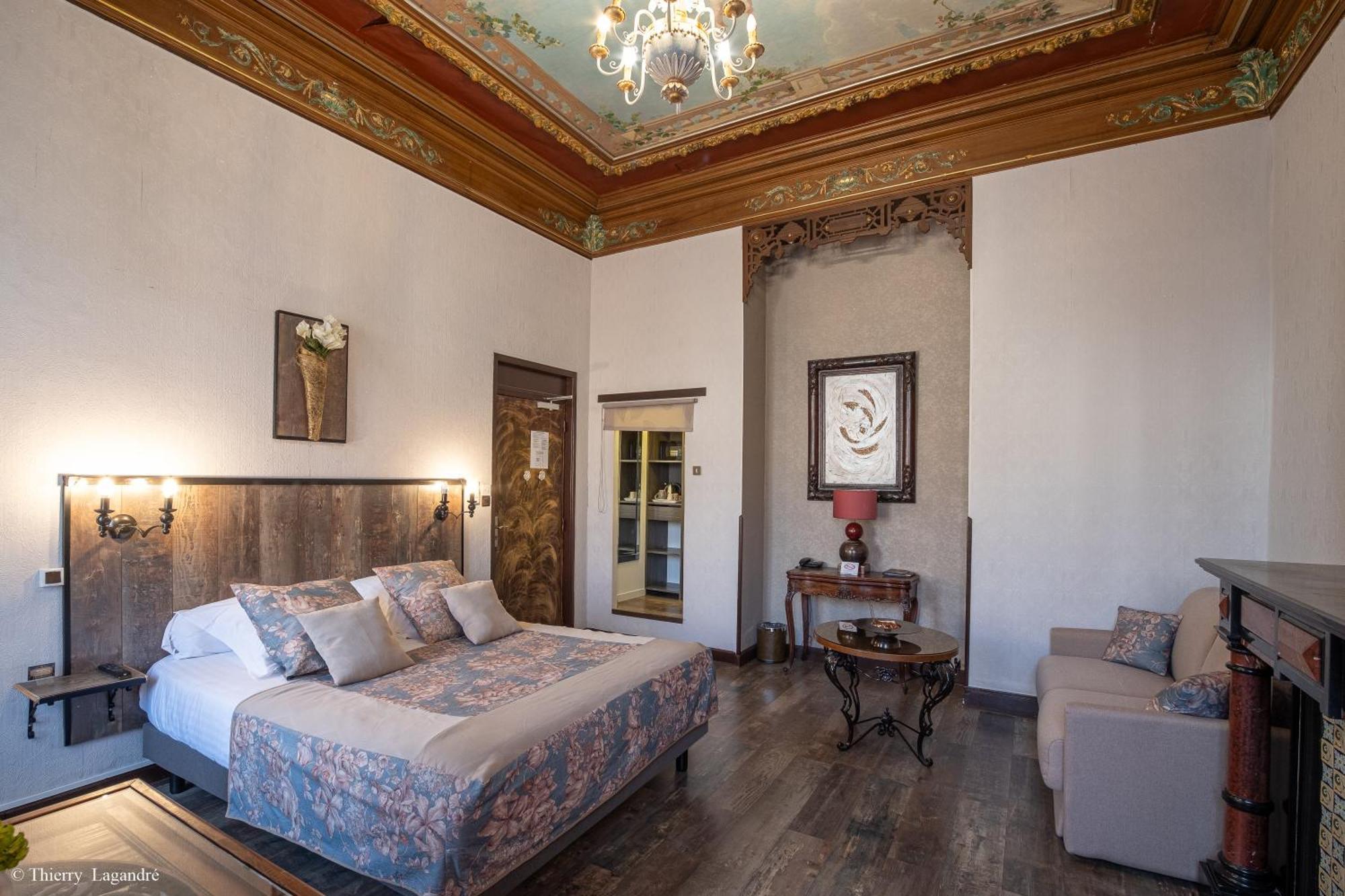 Hotel De Charme Le Provence Salon-de-Provence Ngoại thất bức ảnh
