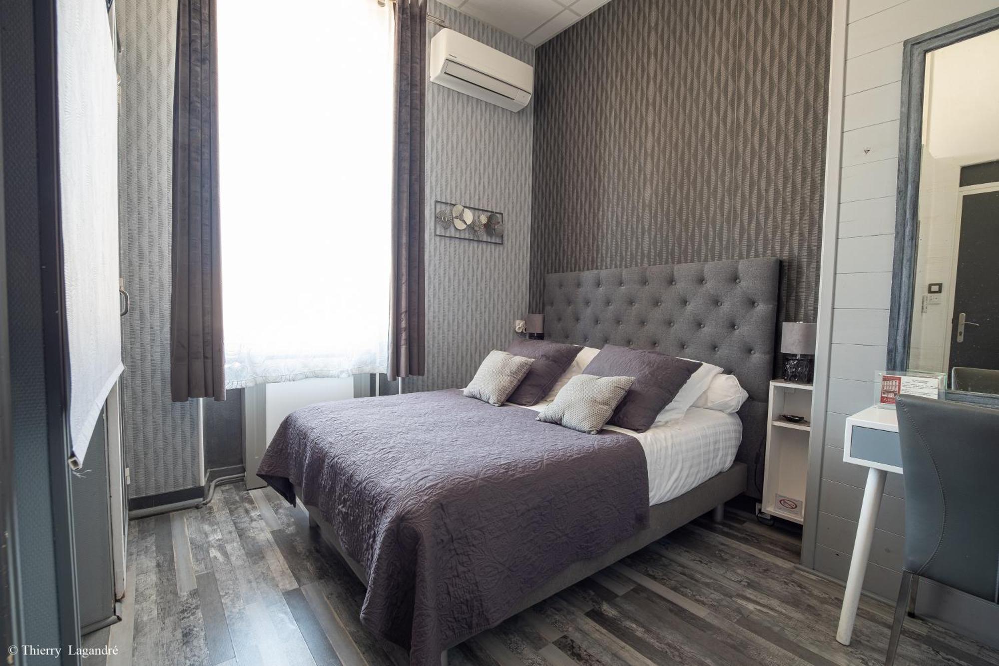 Hotel De Charme Le Provence Salon-de-Provence Ngoại thất bức ảnh